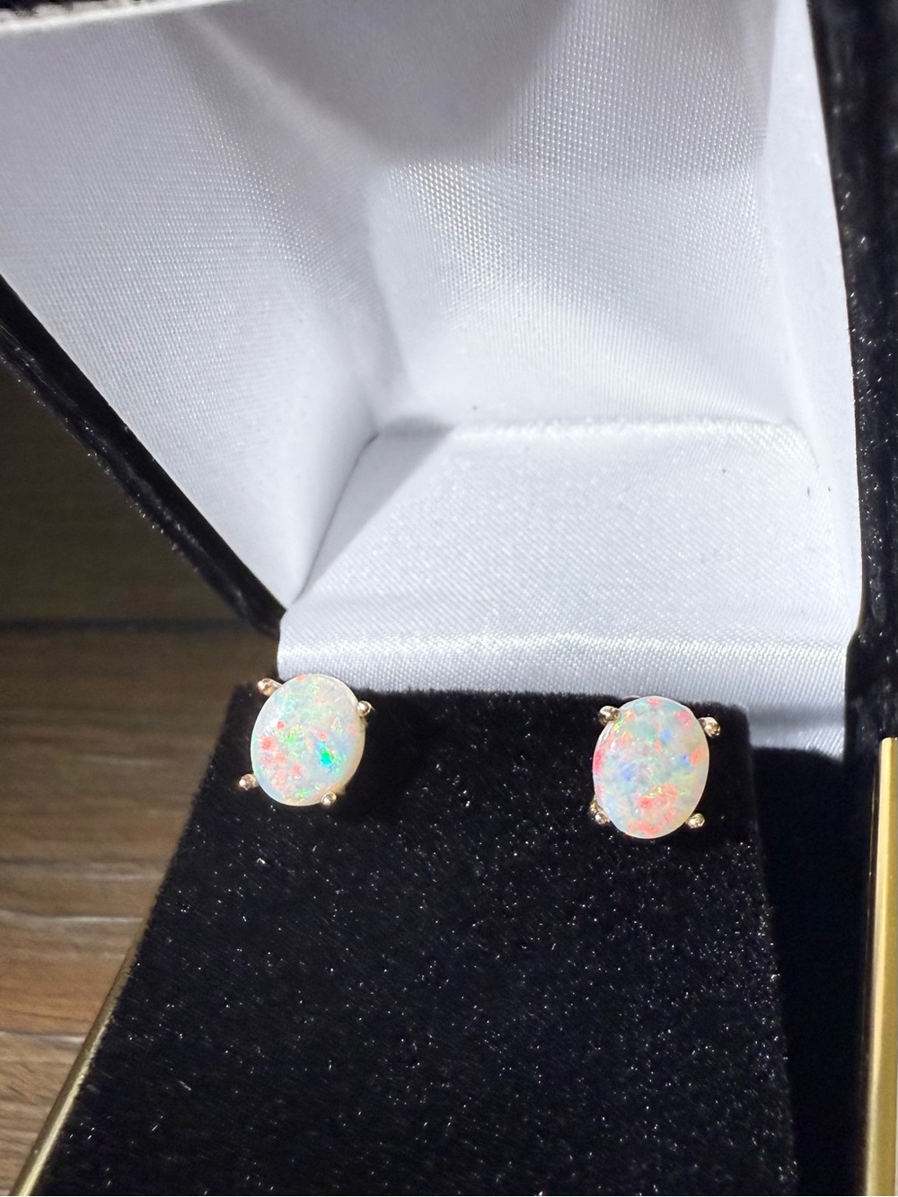 Opal Oval Stud Earrings in Iridescent White - Classic Women's Jewelry